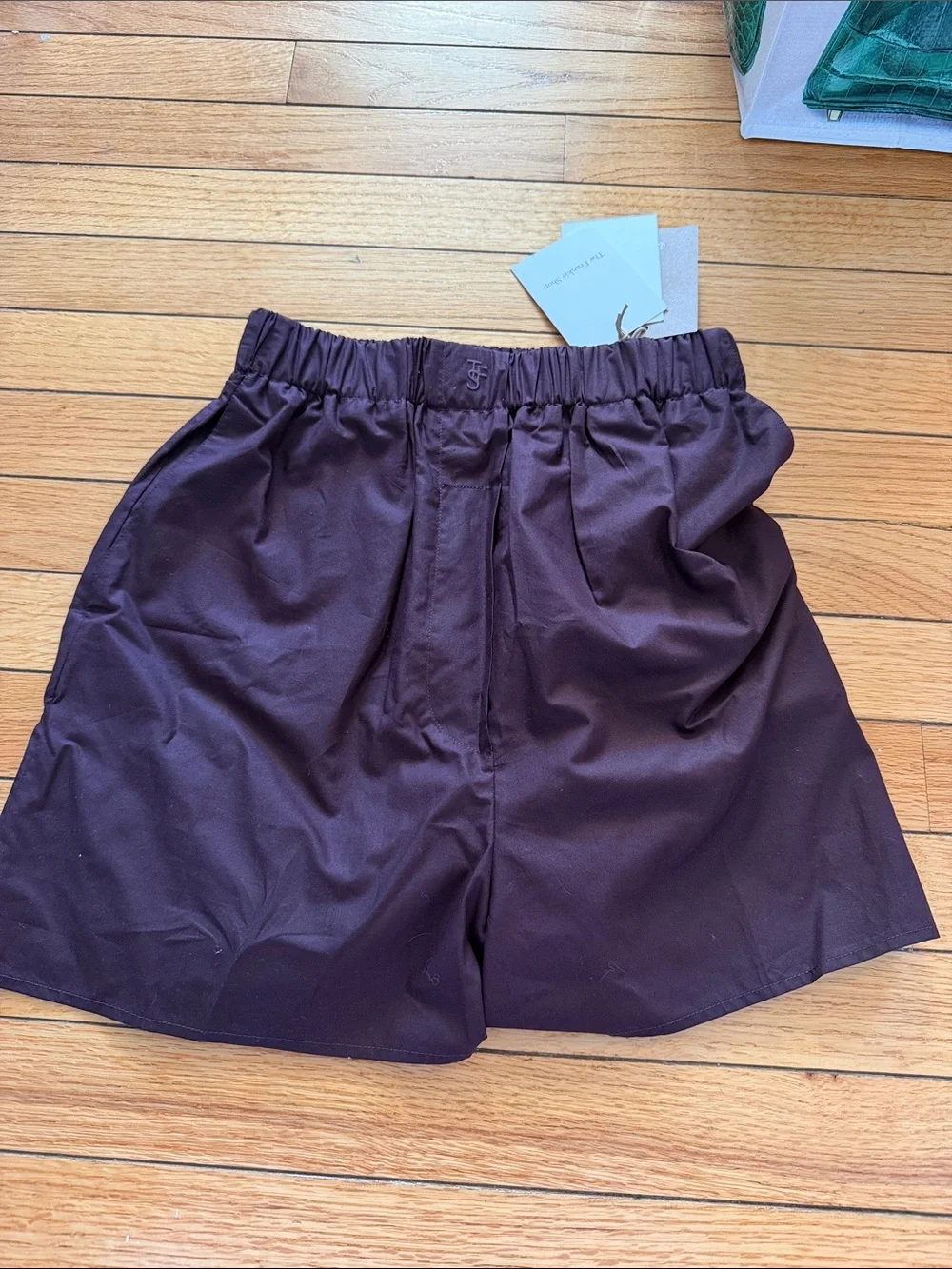 The Frankie Shop organic cotton boxer Shorts in Deep Plum